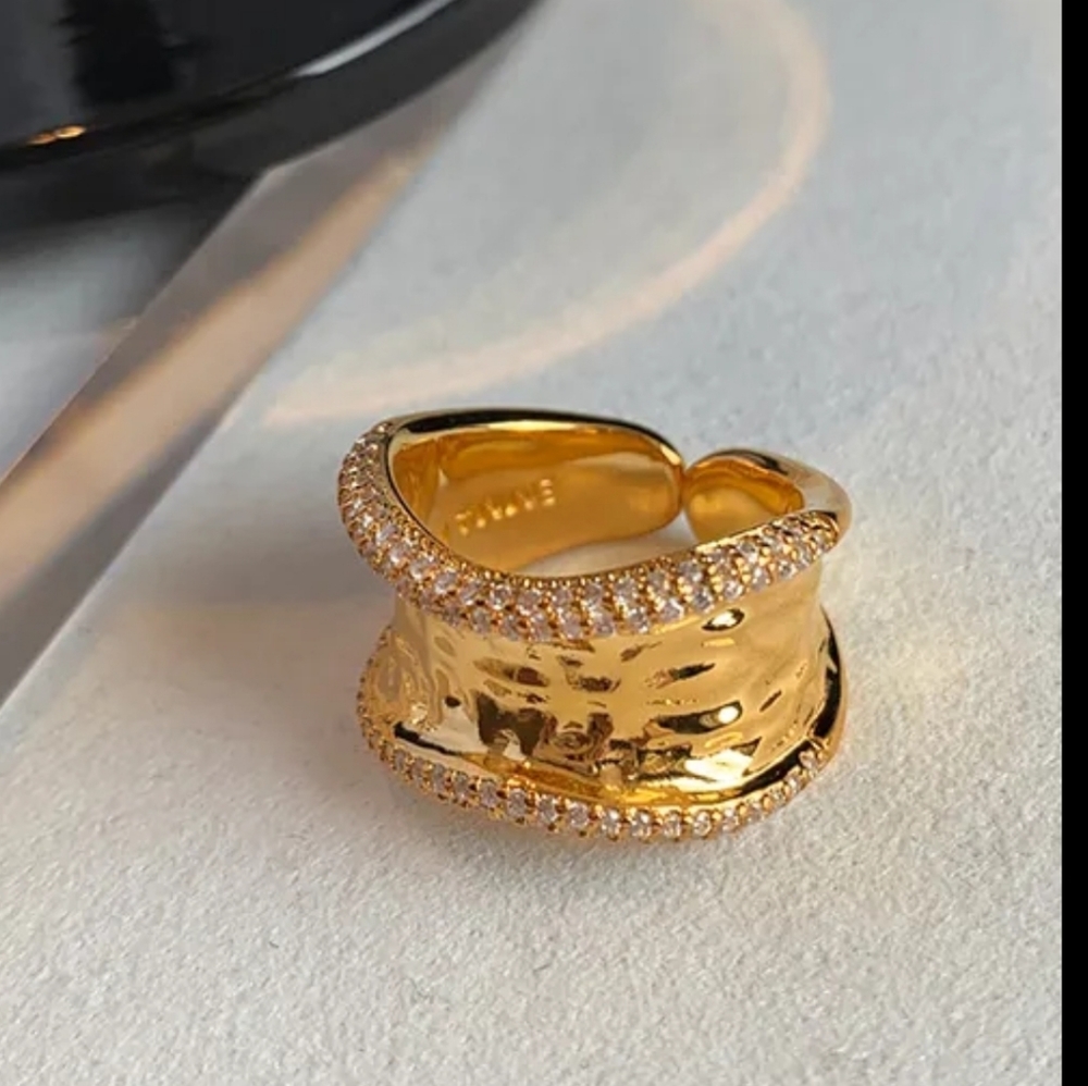 New, Open Gold Finger Ring